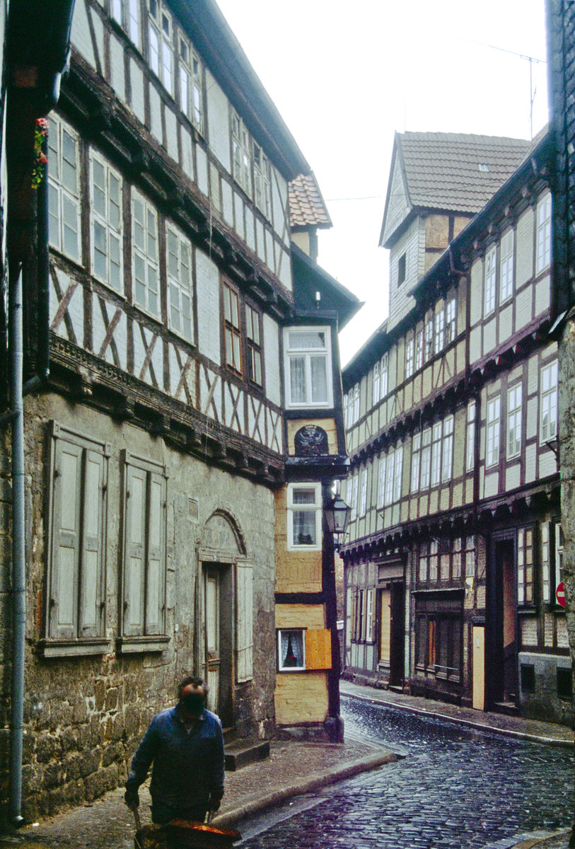 Fachwerkhuser in Quedlinburg. Bild vom Dia. Aufnahme: Oktober 1992