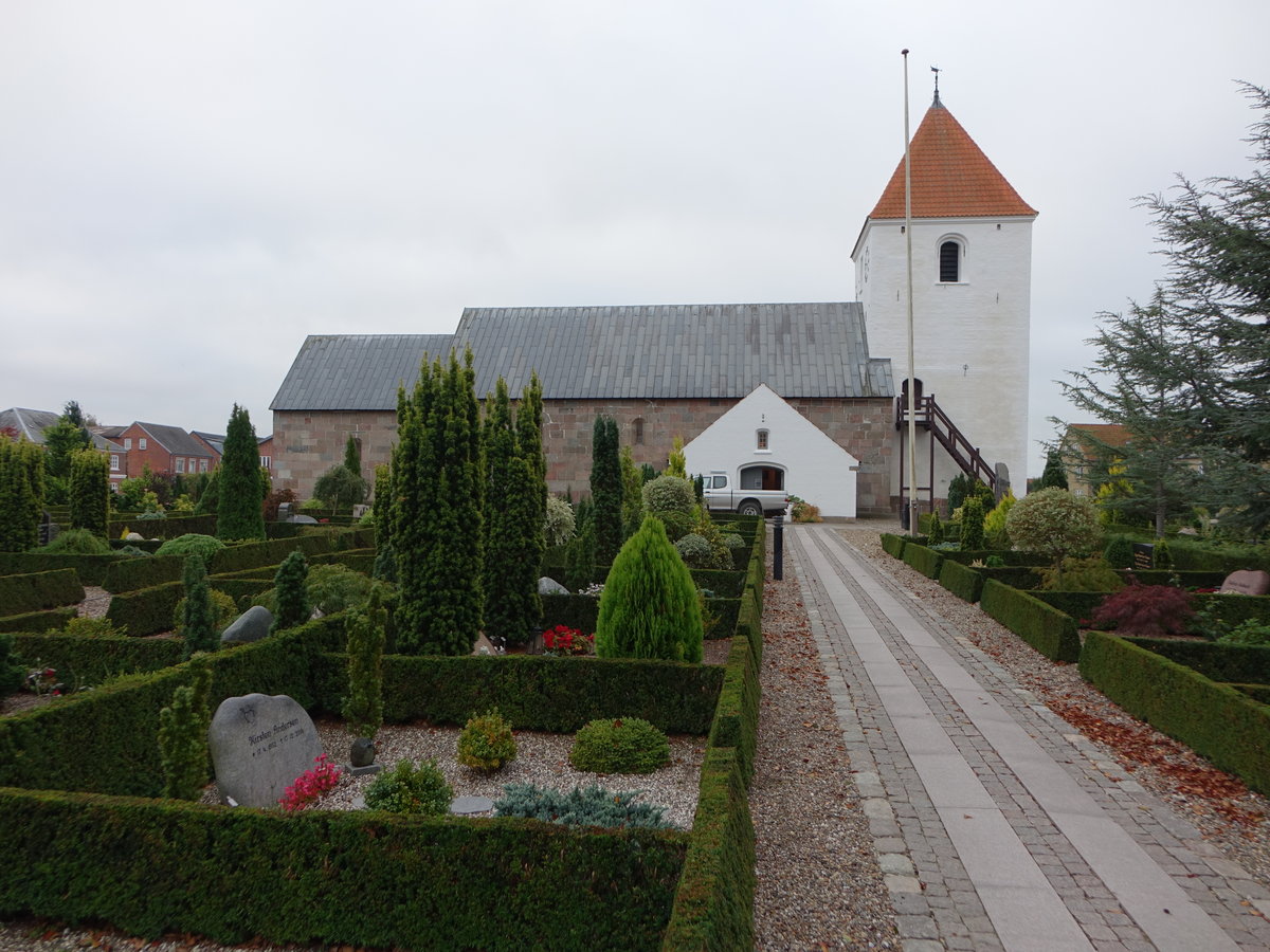 Farso, romanische evangelische Kirche aus Granitquadern (20.09.2020)