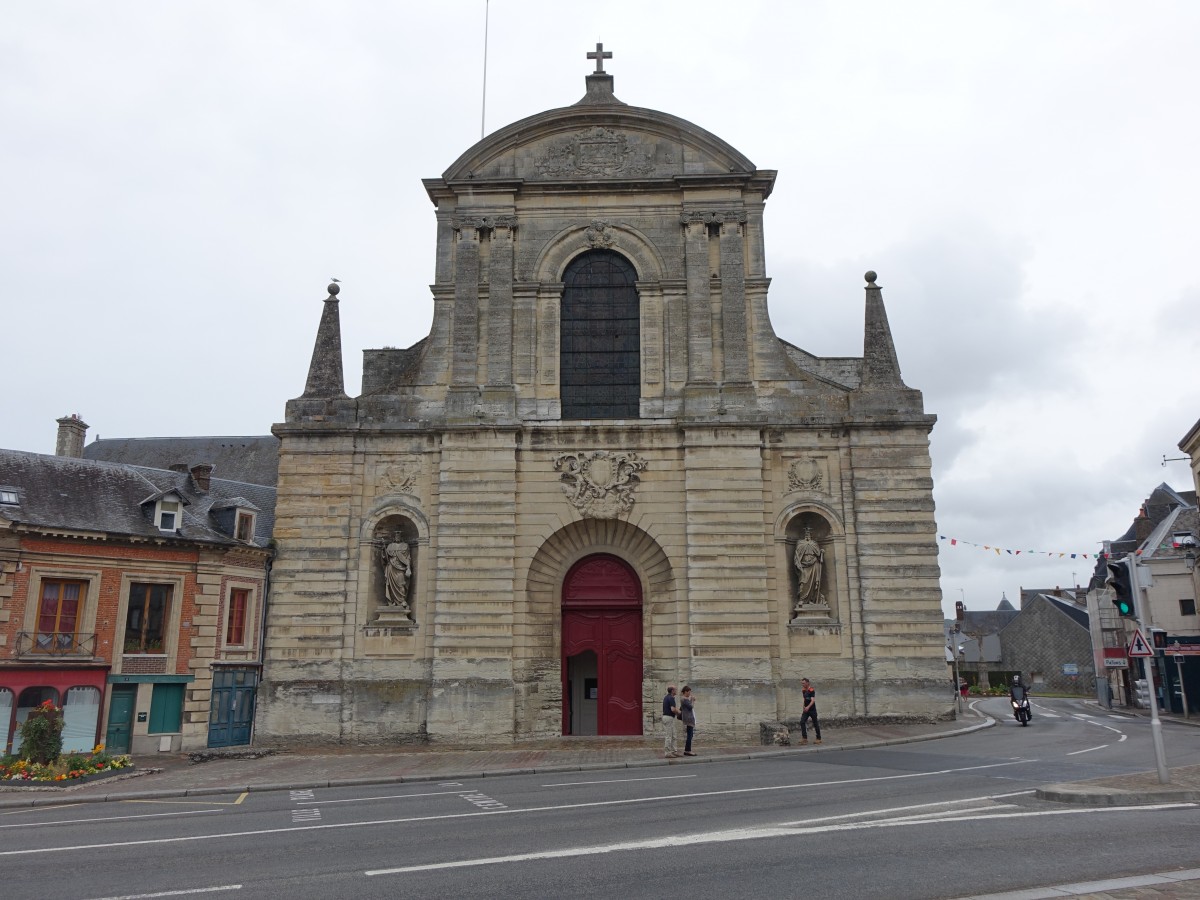 Fecamp, Abteikirche St. Trinite, erbaut von 1175 bis 1220, normannisch frhgotischer Stil (12.07.2015)