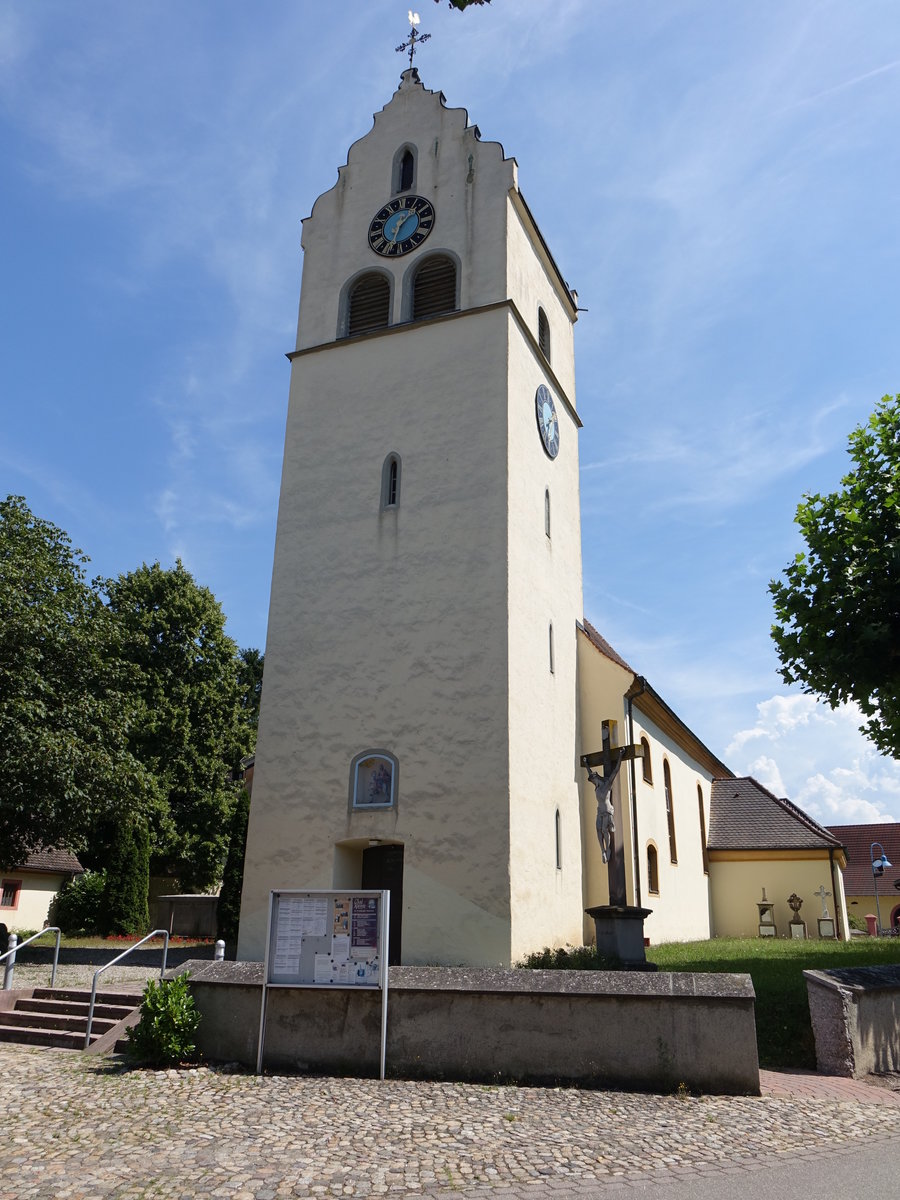 Feldkirch im Breisgau, St. Martin Kirche, erbaut im 17. Jahrhundert (15.08.2016)