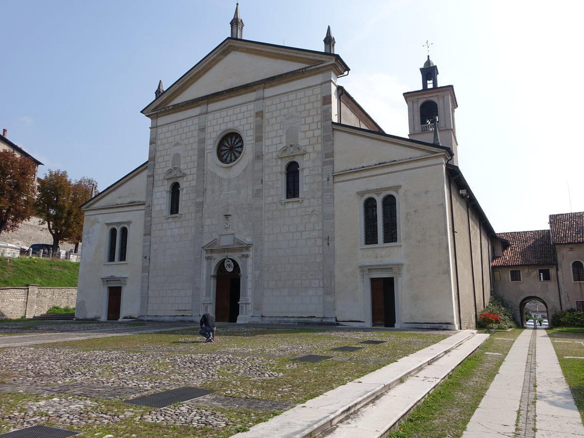 Feltre, Kathedrale San Pietro, erbaut im 15. Jahrhundert (17.09.2019)