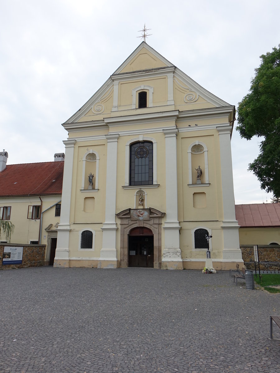 Filakovo / Fileck, Franziskanerkirche, erbaut im 18. Jahrhundert (26.08.2019)