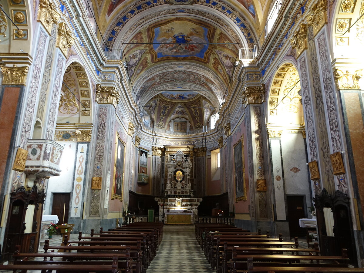 Finale Ligure, barocker Innenraum Klosterkirche der Abbazia Benedettina di Santa Maria (02.10.2021)