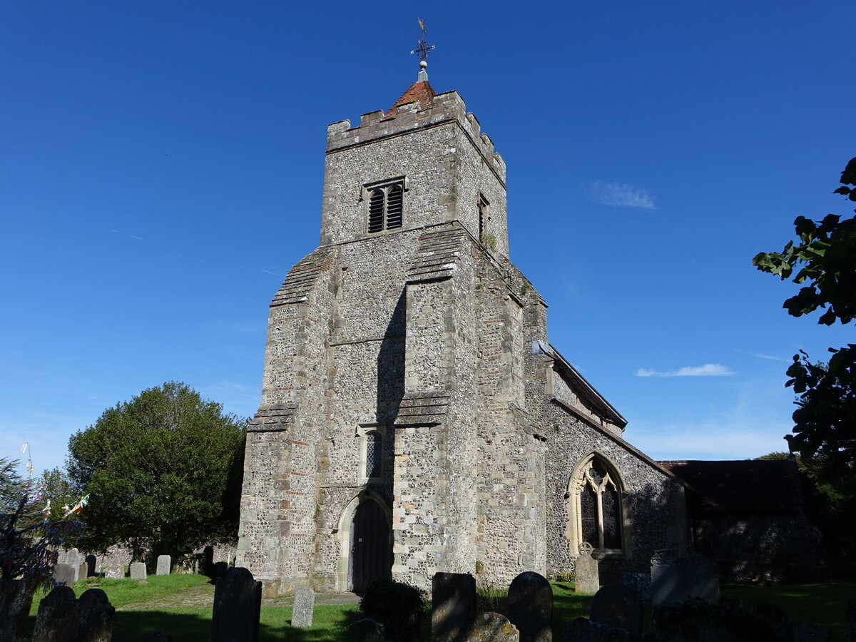 Firle, Pfarrkirche St. Peter, erbaut im 12. Jahrhundert (04.09.2023)