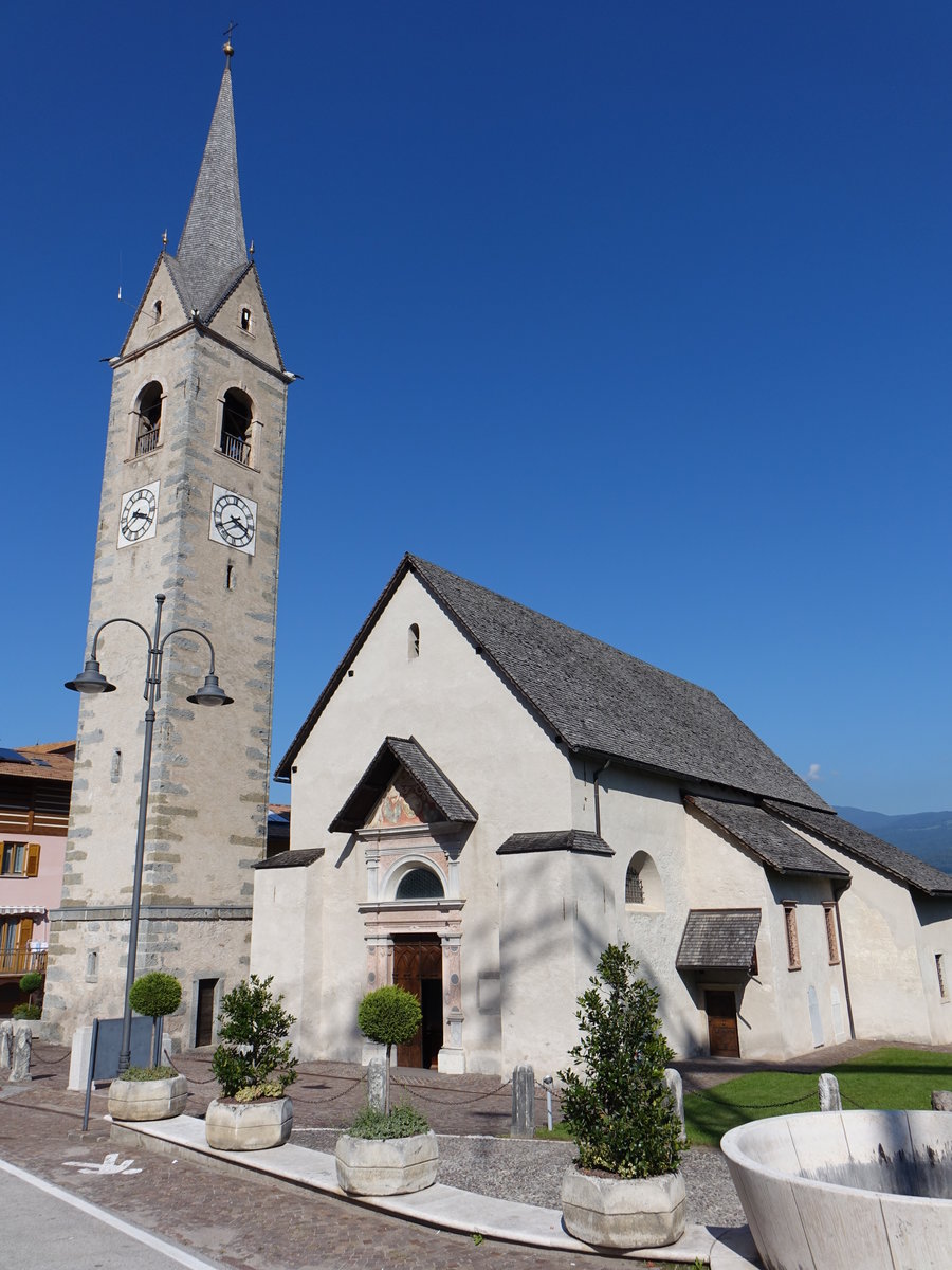 Flavon, Pfarrkirche San Giovanni Battista, erbaut im 13. Jahrhundert (15.09.2019)
