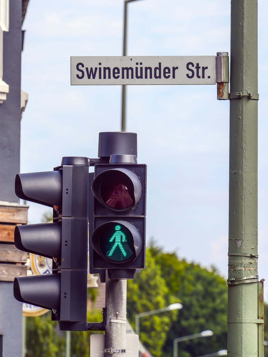 Flensburg hat in den Jahren 1945 und 1946 Tausende von Flchtlinge aus Swinemnde (heute Świnoujście in Polen) aufgenommen. Im stlichen Teil der Stadt gibt es  eine Swinemnder Strae. Aufnahme: 18. Juli 2020.