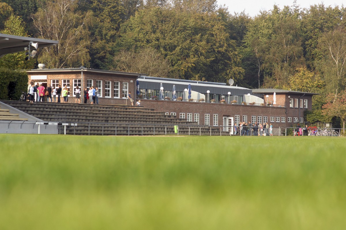 Flensburger Stadion und Klubheim von SV Flensburg 08. Aufnahme: September 2012.