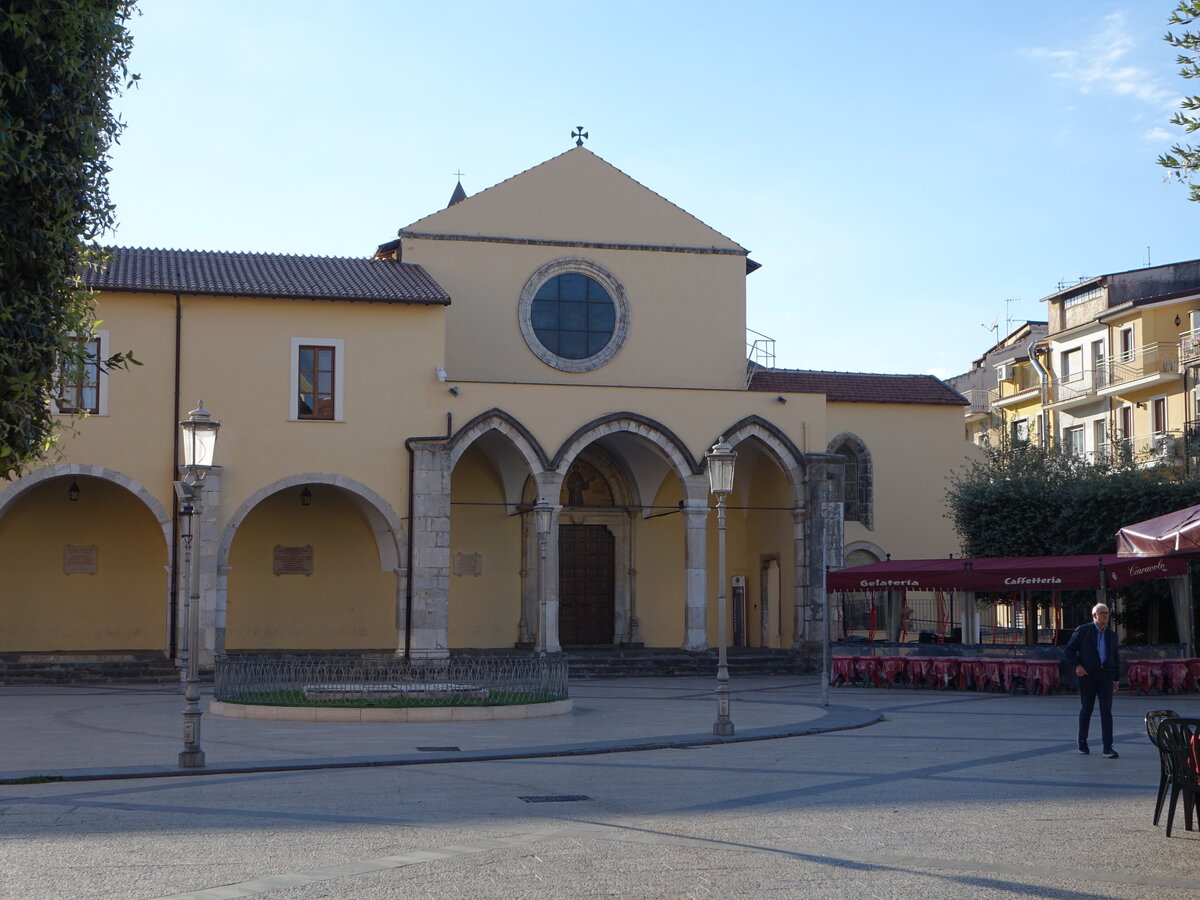 Fondi, Klosterkirche San Francesco an der Piazza IV Novembre (21.09.2022)