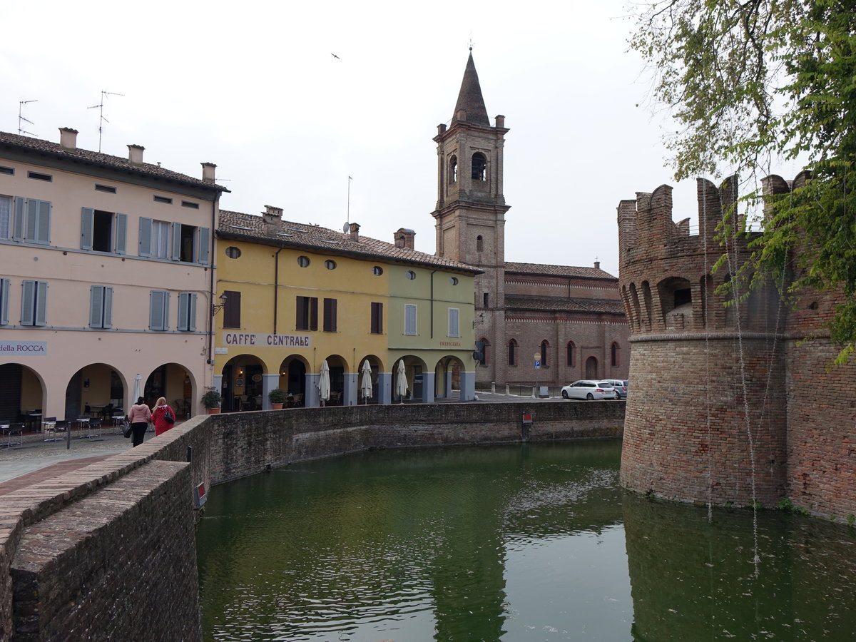 Fontanellato, Via Pezzone und St. Croce Kirche (10.10.2016)