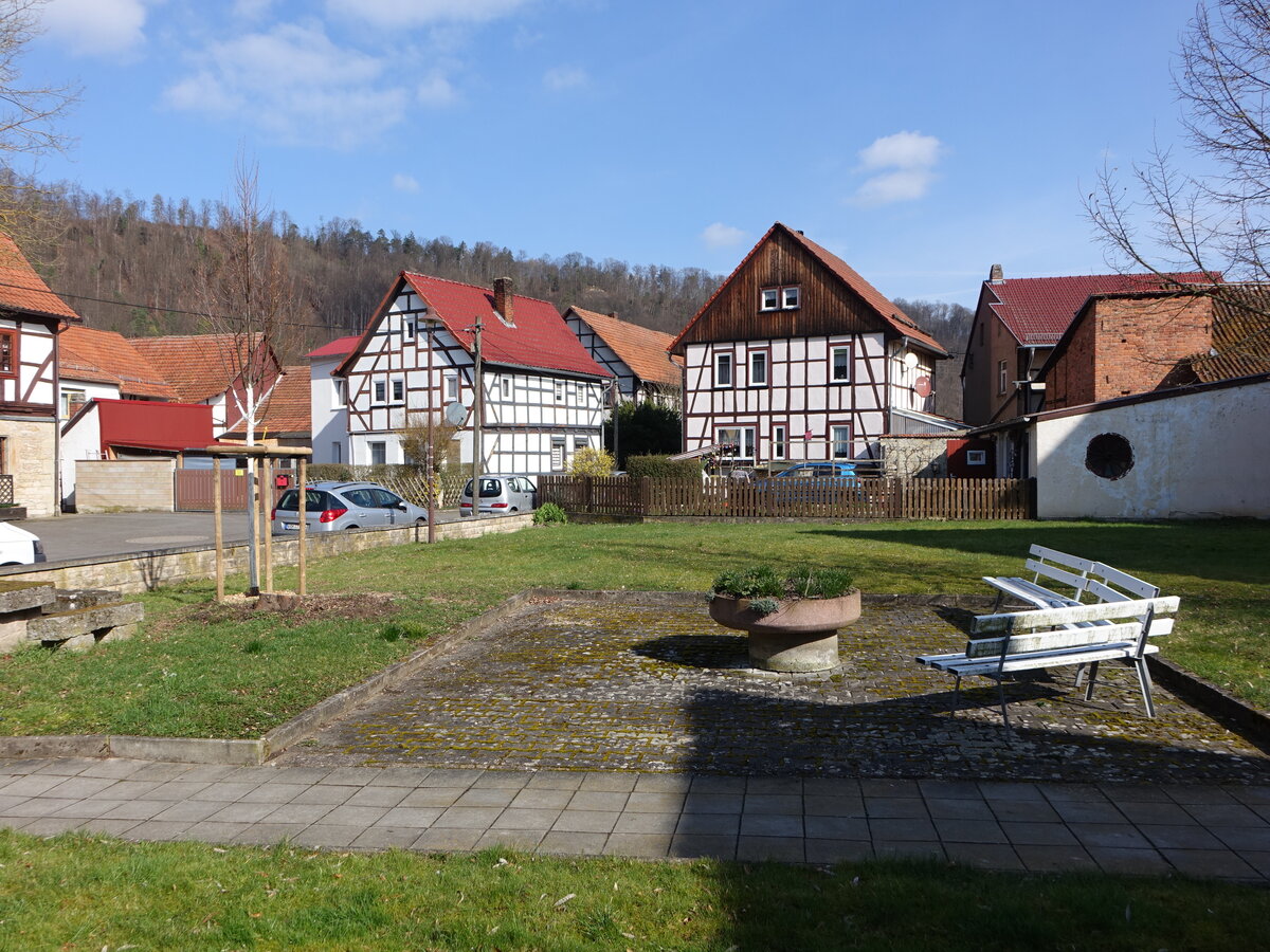 Frankenroda, Fachwerkhuser in der Carl Grbel Strae (17.03.2024)