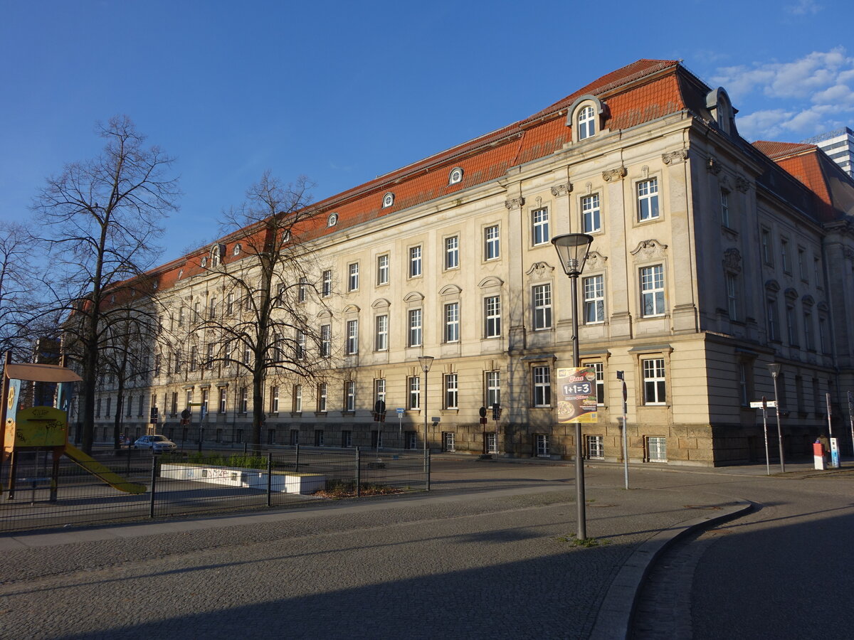 Frankfurt / Oder, Universit�tsbibliothek in der Priestergasse (05.04.2026)