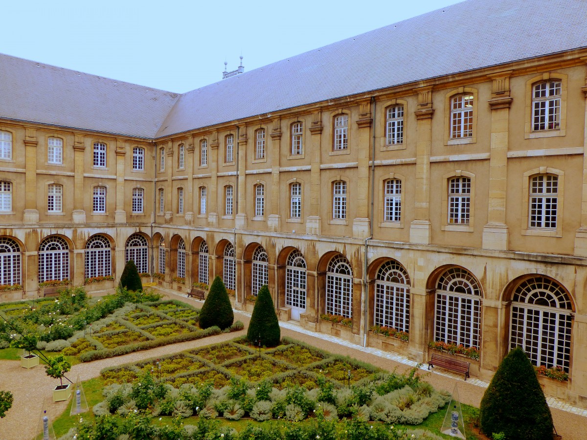 Frankreich, Lothringen, Meurthe-et-Moselle, Pont-à-Mousson, Abbaye des Prémontrés (monument historique), Abtei der Prämonstratenser (historisches Monument), 13.09.2013 