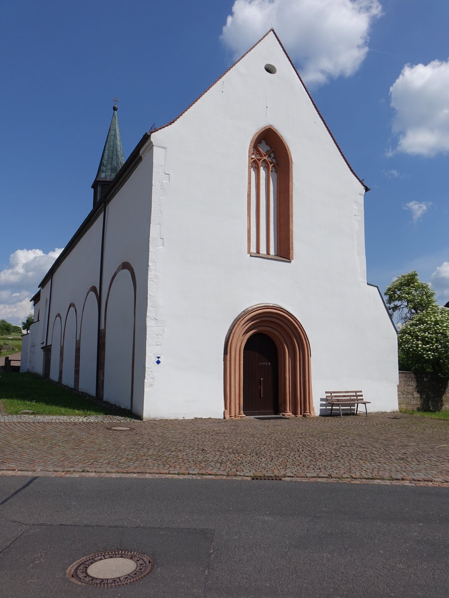 Frauenroth, ehemalige Zisterzienserinnenklosterkirche, jetzt katholische Pfarrkirche St. Blasius, dreischiffige Pfeilerbasilika, erbaut im 13. Jahrhundert (27.05.2019)