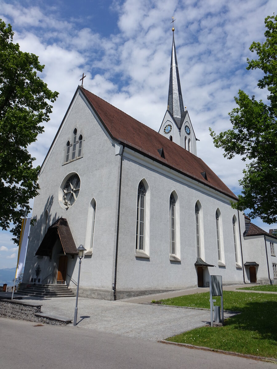Fraxern, Pfarrkirche St. Jakobus, erbaut von 1900 bis 1911 (03.06.2021)