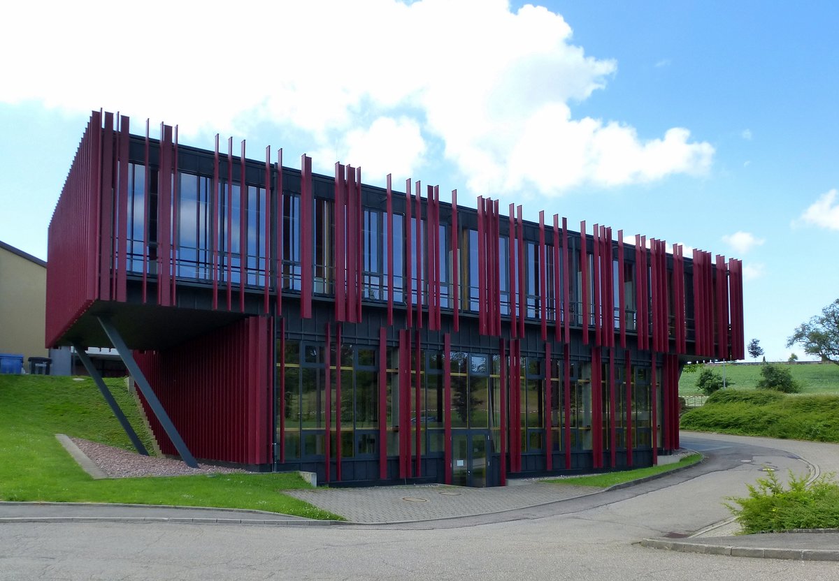 Freiamt, OT Mubach, moderner Neubau einer Sporthalle, Juni 2017