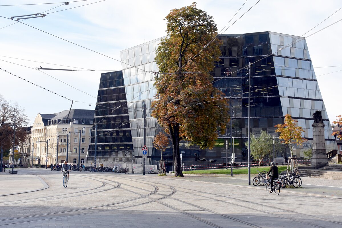 FREIBURG im Breisgau, 20.20.2019, der Neubau der Universittsbibliothek in der Bertoldstrae