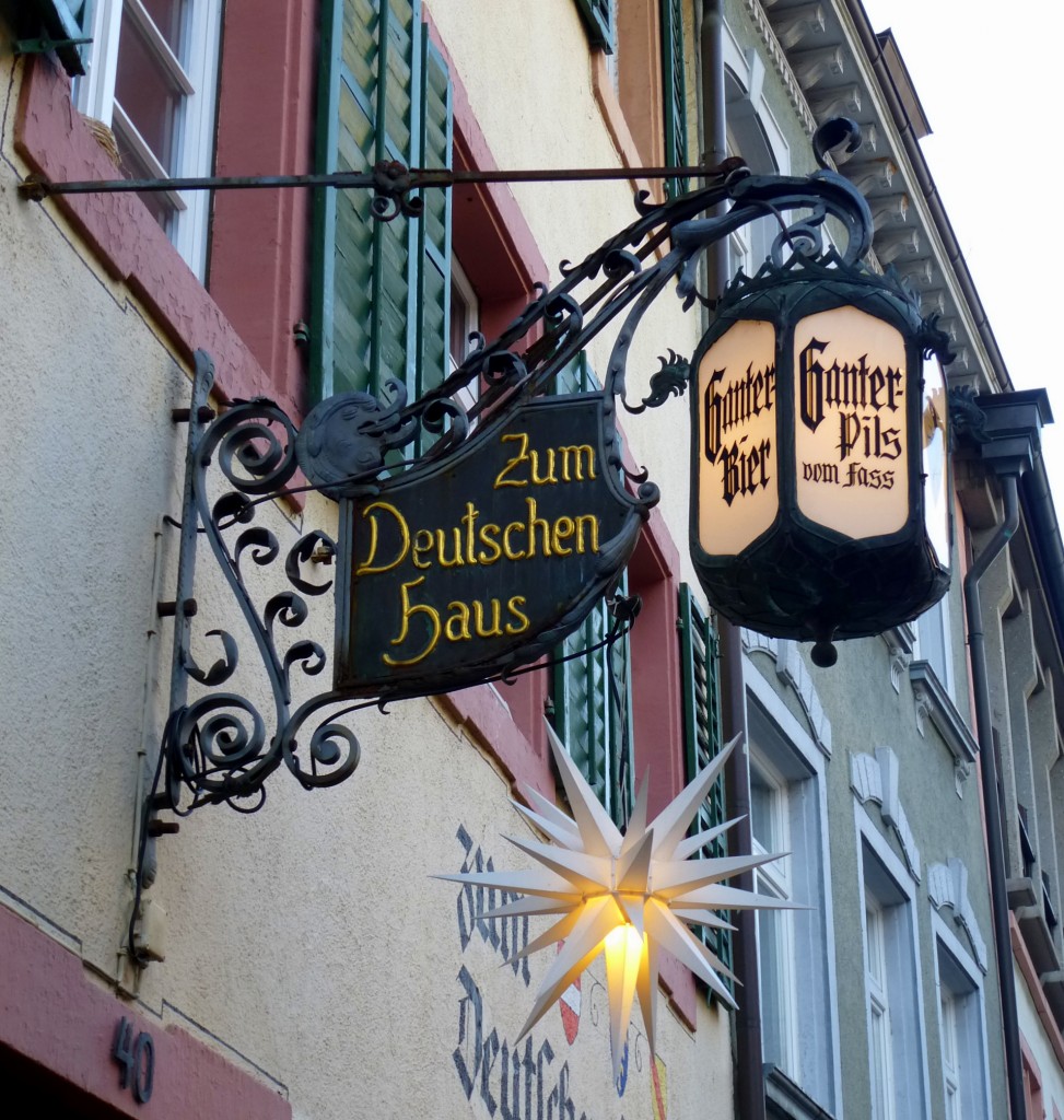 Freiburg, Gasthaus  Zum Deutschen Haus , Dez.2013