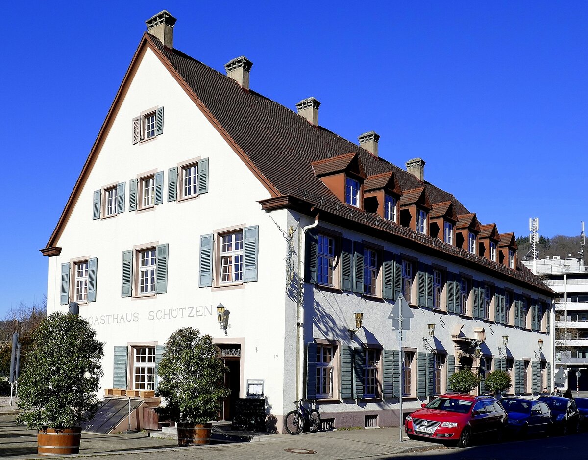 Freiburg, Hotel, Restaurant und Biergarten  Schtzen  am Rande der Innenstadt, Feb.2022