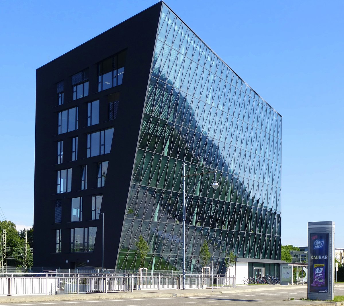 Freiburg, moderner Neubau fr die Visual Statemans GmbH an der Schnewlinstrae, unweit vom Hauptbahnhof Juni 2018