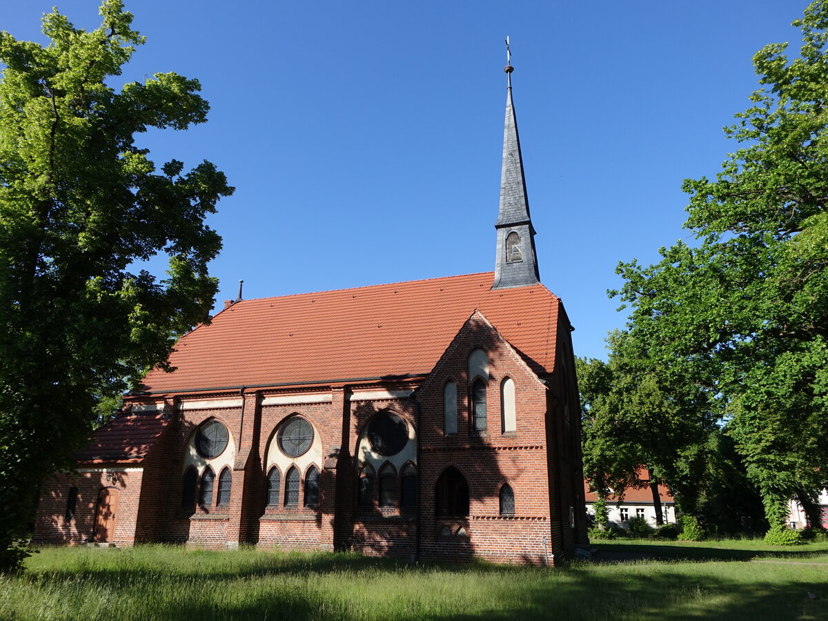Friedrichsthal, evangelische Kirche, erbaut von 1895 bis 1897 durch Ludwig von Tiedemann (25.05.2026)