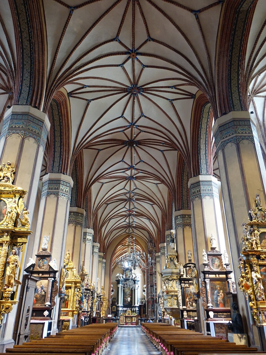 Frombork / Frauenburg, Innenraum mit Hochaltar von 1504 in der Kathedrale St. Andreas (03.08.2021)