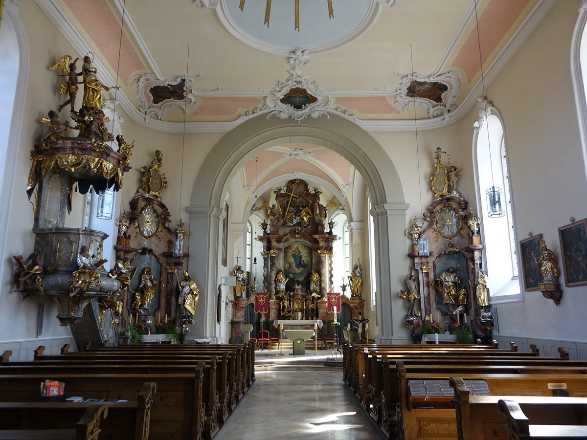 Fuchsstadt, Innenraum der kath. Pfarrkirche Maria Himmelfahrt (07.07.2018)