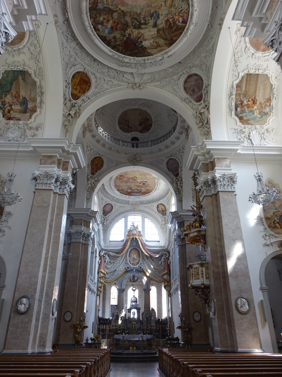 Fssen, Hochaltar in der Klosterkirche St. Mang (26.04.2021)