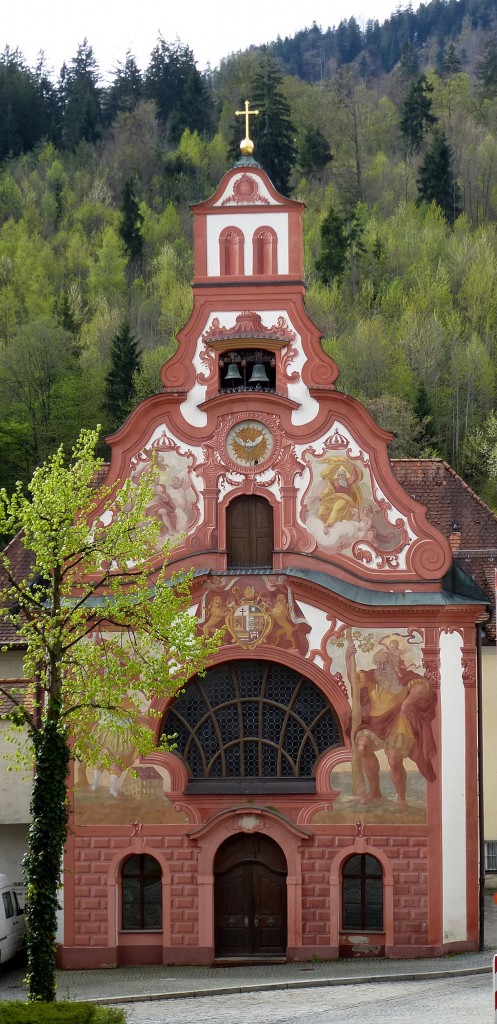 Fssen, die Spitalkirche mit Freskobemalung, erbaut 1748-49, April 2014