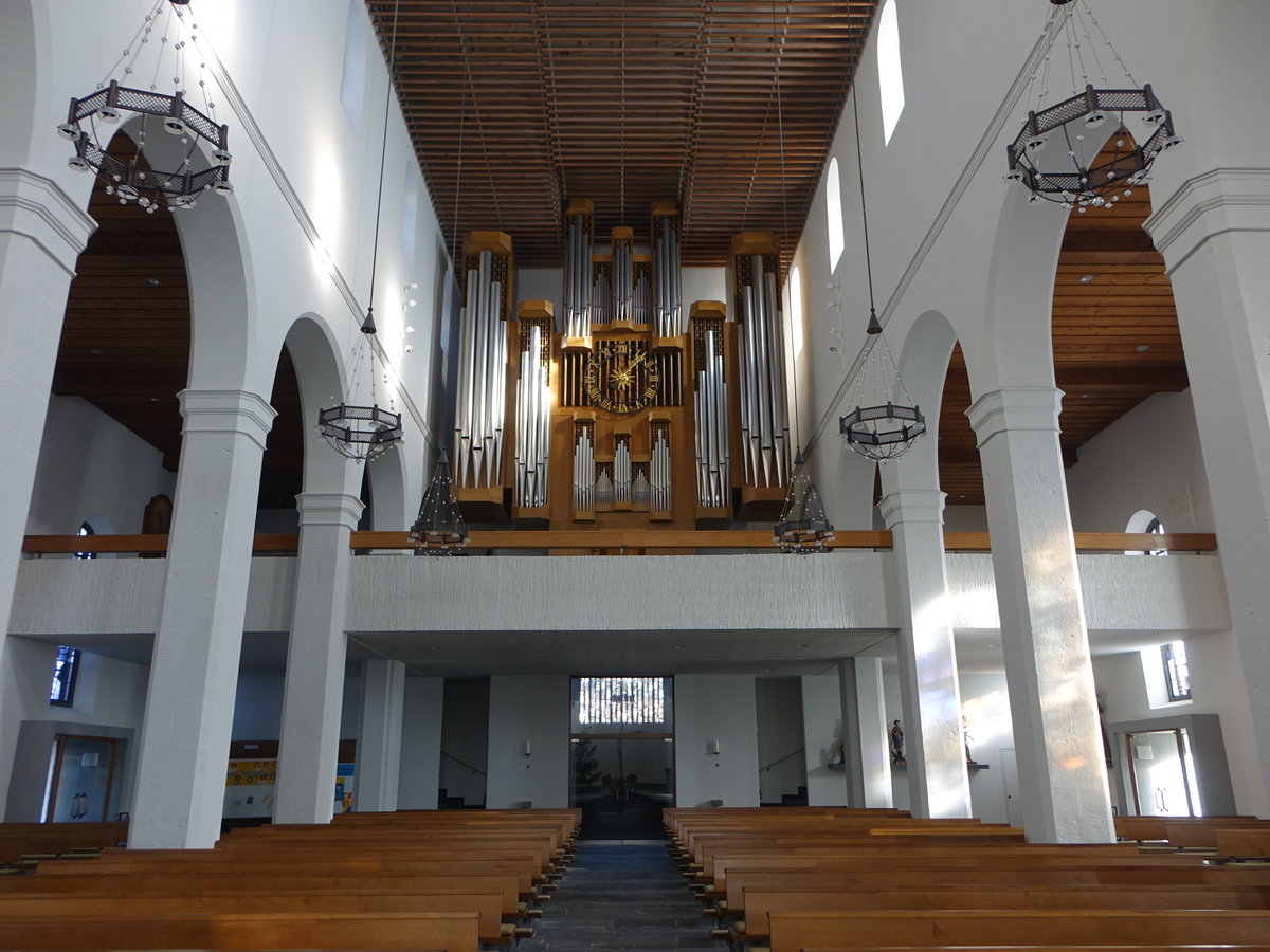 Furtwangen, Orgelempore in der Pfarrkirche St. Cyriakus (26.12.2018)
