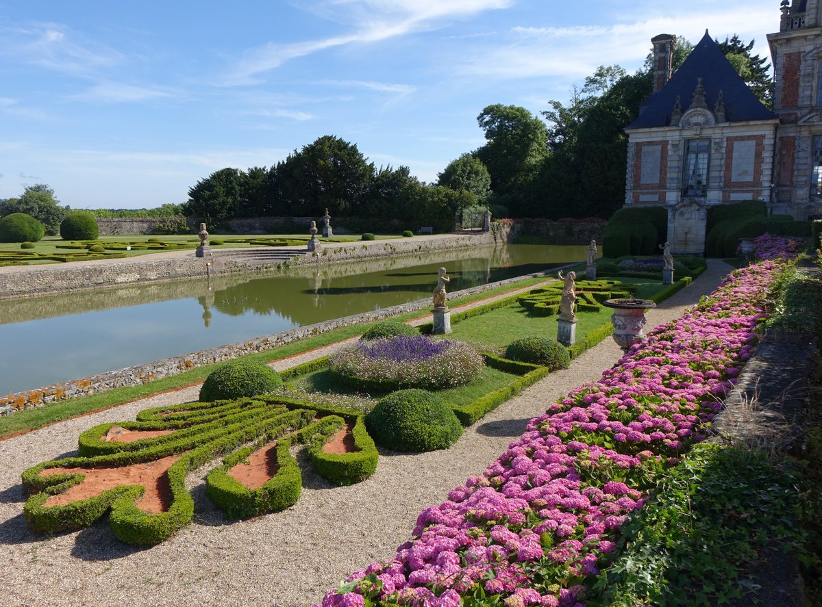 Grten bei Chateau Beaumesnil, gestaltet von Jean-Baptiste de la Quintinie (15.07.2016)