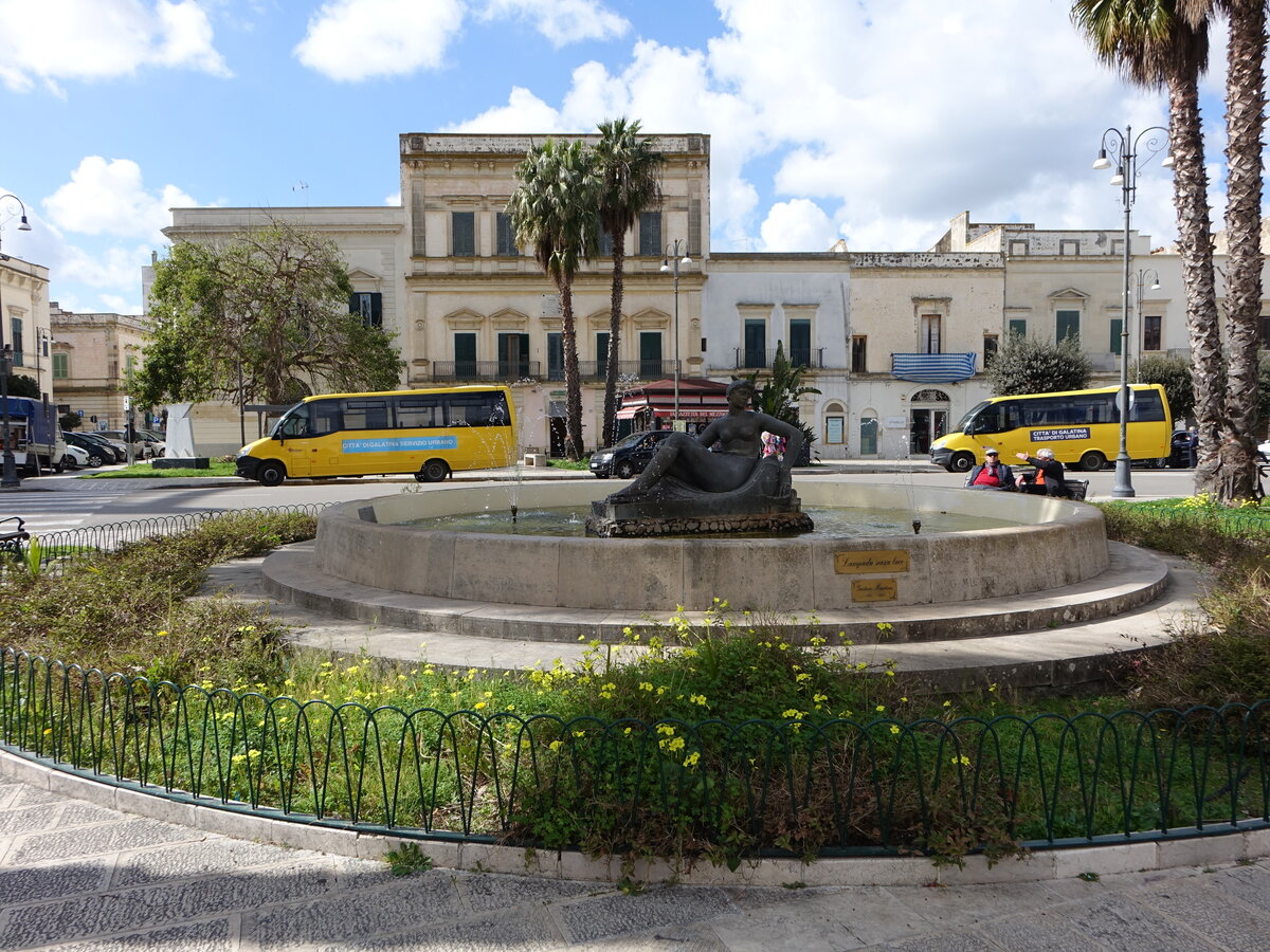 Galatina, Brunnen an der Piazza Dante Alighieri (02.03.2023)