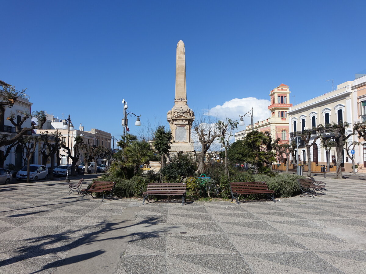 Gallipoli, Monumento ai Caduti an der Piazza Tellini (02.03.2023)