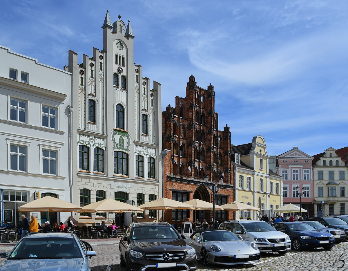 Gasthuser am Marktplatz von Wismar. (Mai 2023)