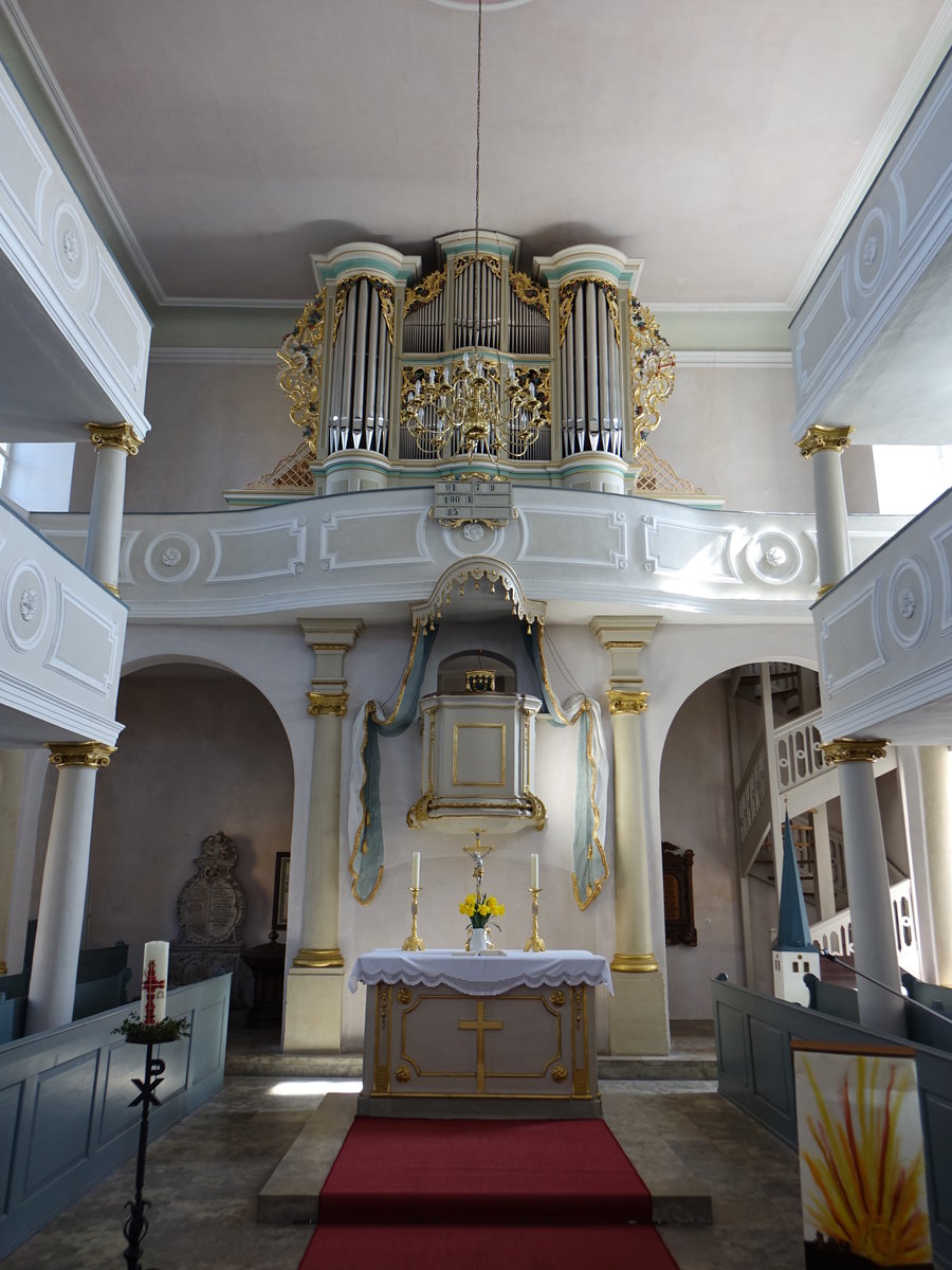 Gauerstadt, barocker Kanzelaltar mit Orgel in der Ev. St. Marien Kirche (08.04.2018)