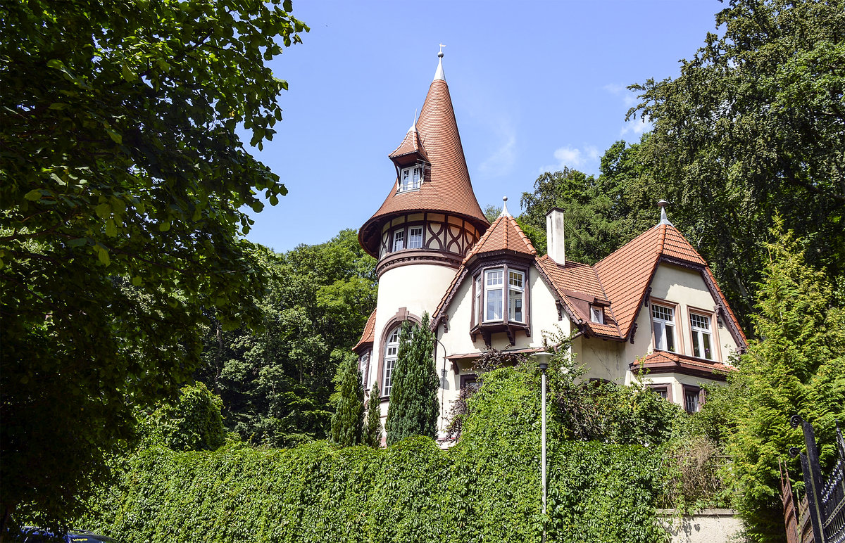 Gdańsk - Architektur aus deutscher Zeit im Danziger Stadtteil Wrzeszcz (deutsch: Langfuhr). Aufnahme: 14. August 2019.