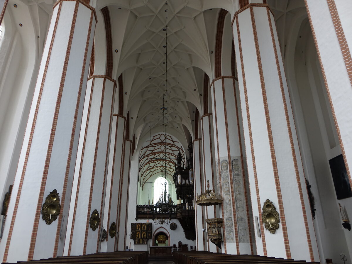 Gdansk / Danzig, Pfarrkirche St. Peter und Paul, dreischiffige Hallenkirche, erbaut ab 1515 (02.08.2021)