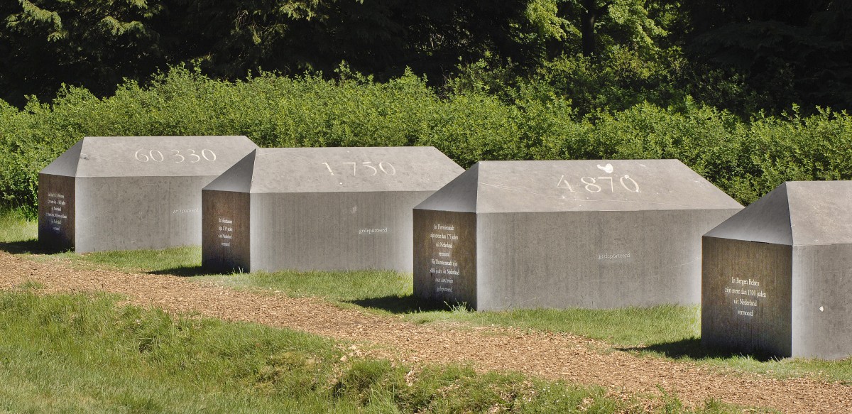 Gedenksttte im ehemaligen Durchgangslager Westerburg in den Niederlanden. Insgesamt wurden von 1942 bis 1944 mehr als 107.000 Juden aus Westerbork nach Auschwits-Birkenau bzw. Sobibor per Zug deportiert. Nur etwa 5.000 von ihnen berlebten und konnten zurckkehren.Aufnahme: Mai 2011.