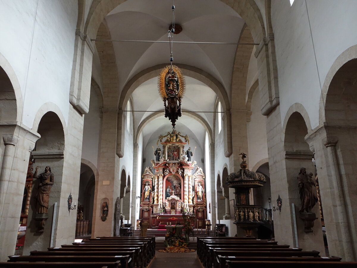 Gehrden, barocke Ausstattung in der Klosterkirche St. Peter und Paul, Hochaltar von 1682 (05.10.2021)