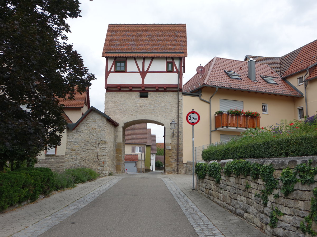 Gemmrigheim, mittelalterliches Besigheimer Tor, erbaut 1685  (24.06.2018)