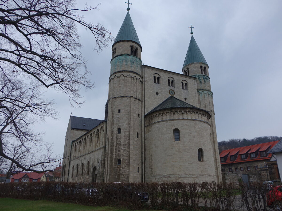 Gernrode, Stiftskirche St. Cyriakus, erbaut im 10. Jahrhundert, Apsis ergnzt 1130 (22.03.2024)