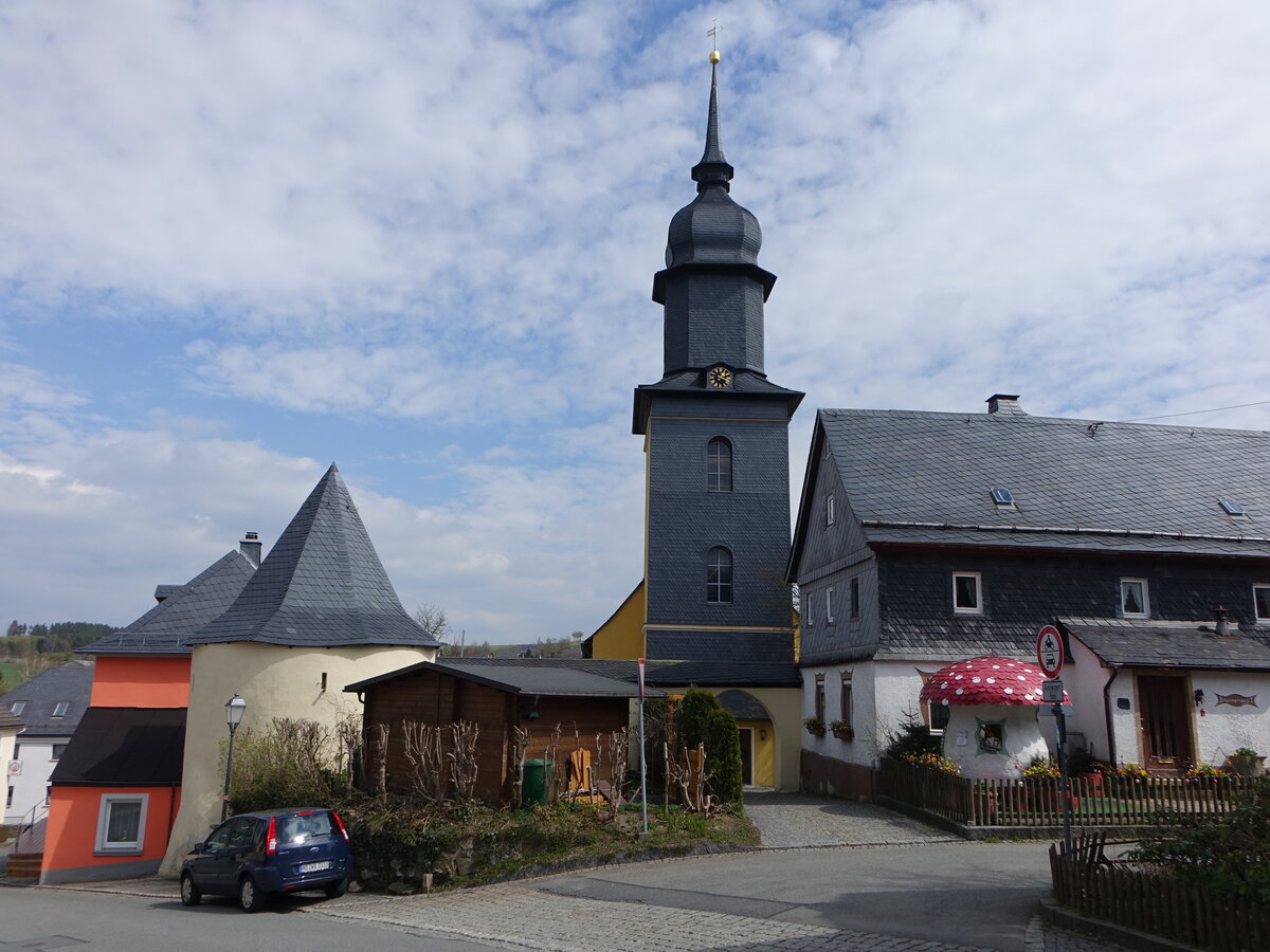 Geroldsgrn, evangelische St. Jakobus Kirche, Saalbau mit eingezogenem Chor und Westturm, erbaut von 1738 bis 1744 (14.04.2017)