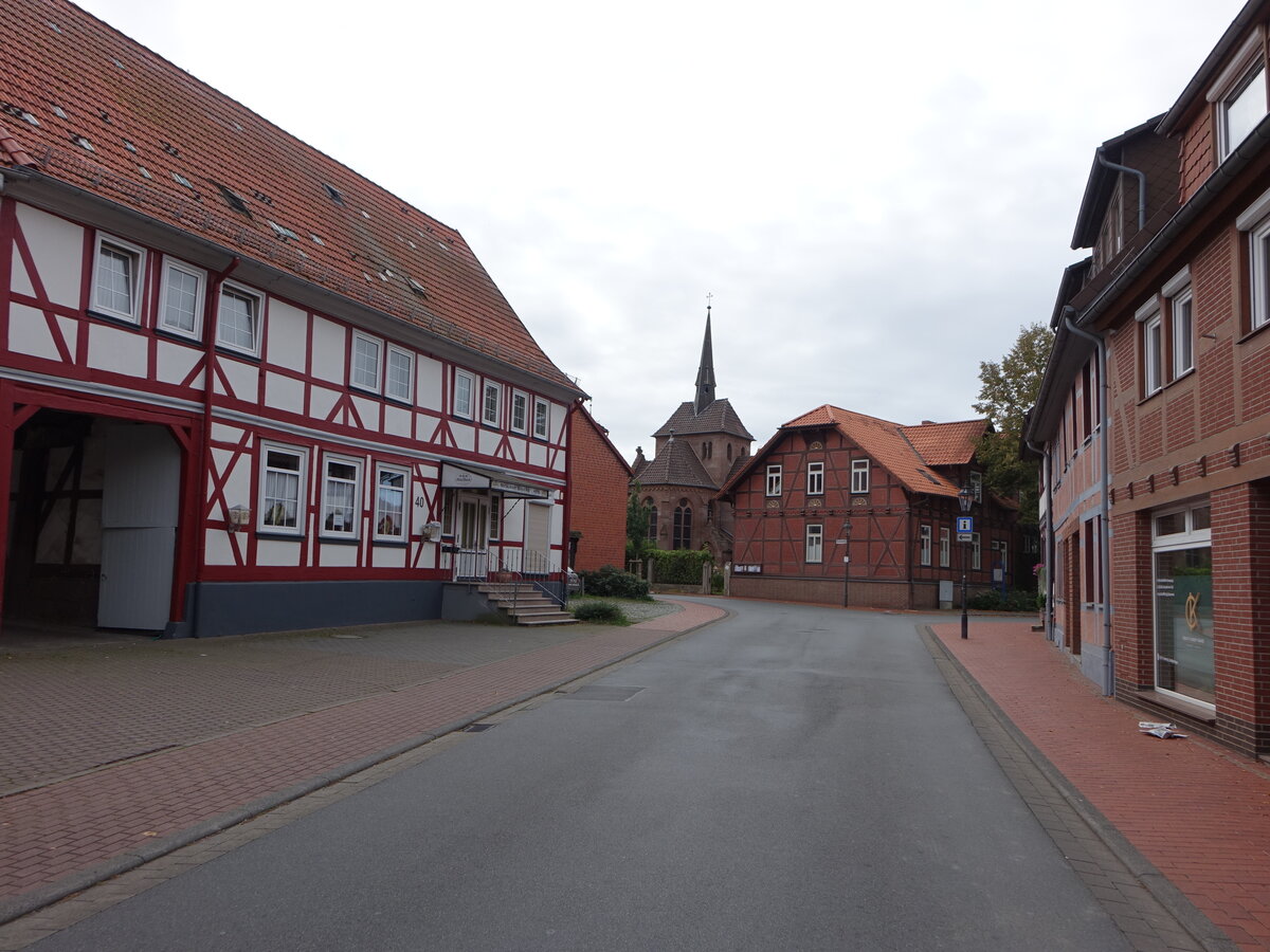 Gieboldehausen, Fachwerkhuser in der Ohlenroder Strae (01.10.2023)