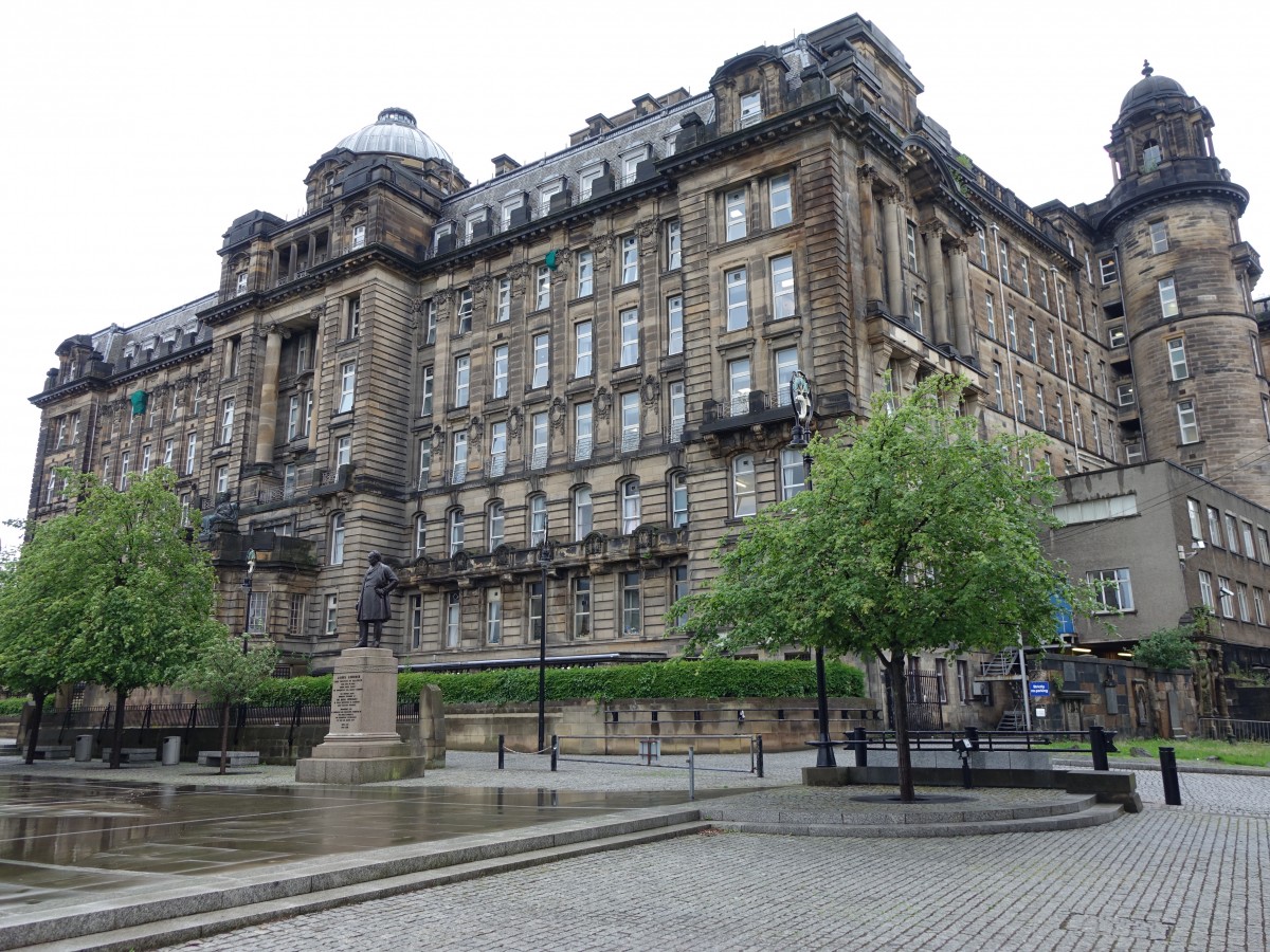 Glasgow, Gatehouse Building, Lehrkrankenhaus mit Medical Block von 1914 (04.07.2015)