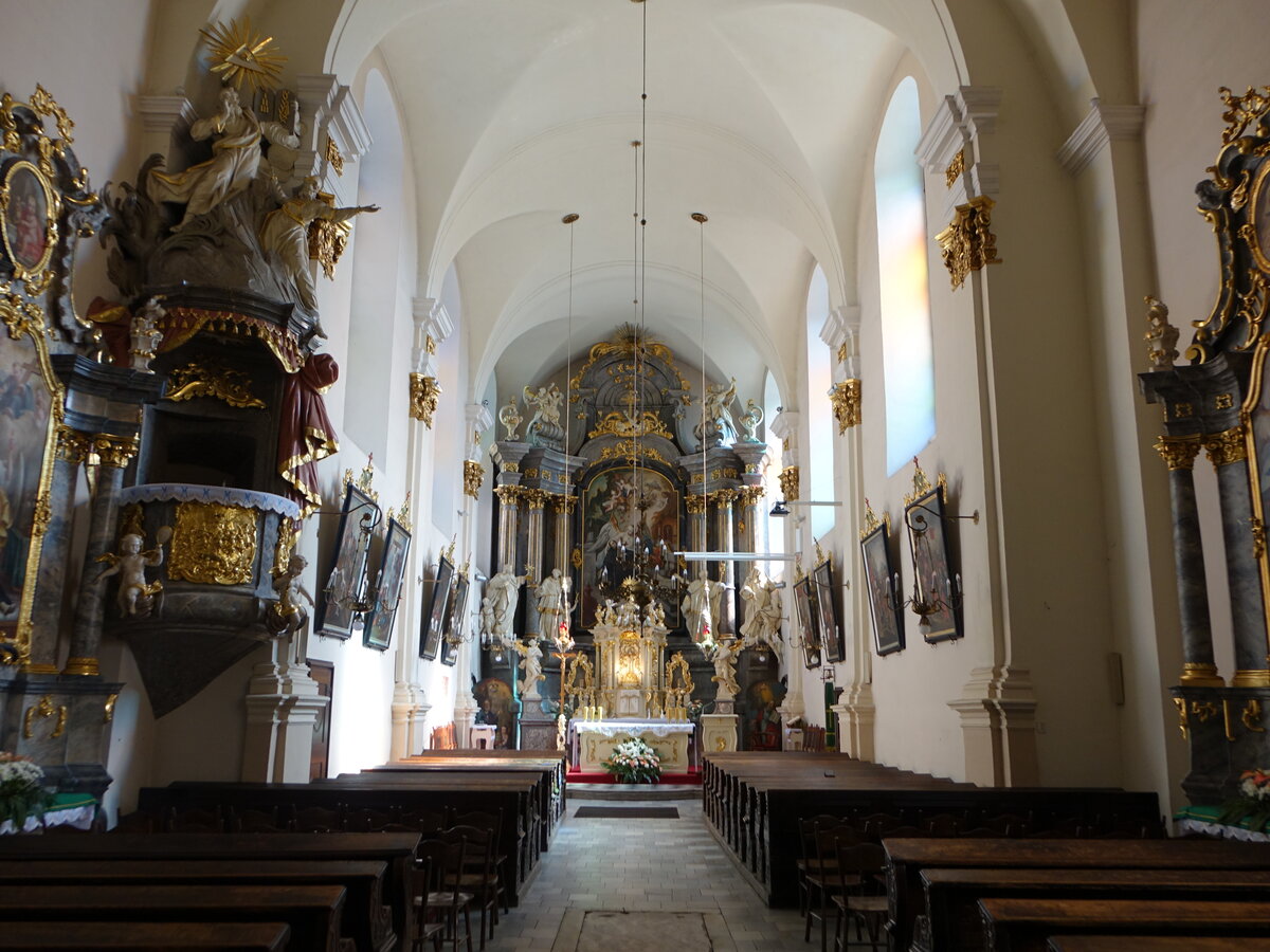 Glogowek / Oberglogau, Innenraum der Hospitalkirche St. Nikolaus (12.09.2021)