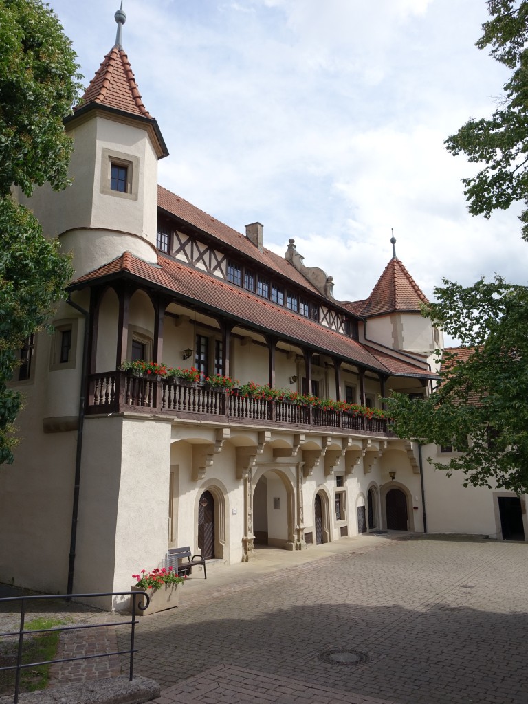 Gochsheim, Innenhof des Graf-Eberstein-Schloss (30.05.2015)