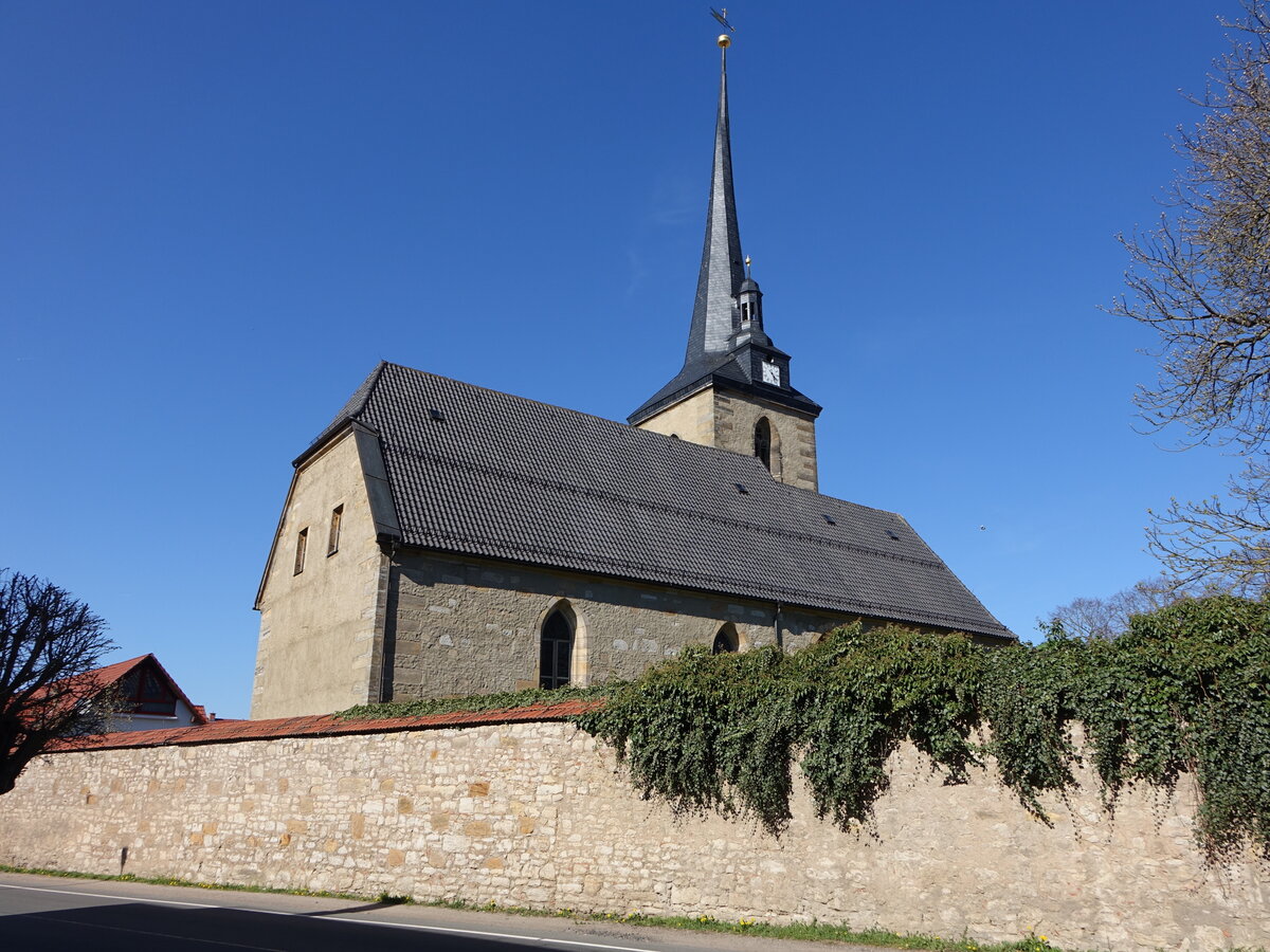 Goldbach, evangelische St. Peter Kirche, erbaut im 16. Jahrhundert (16.04.2022)