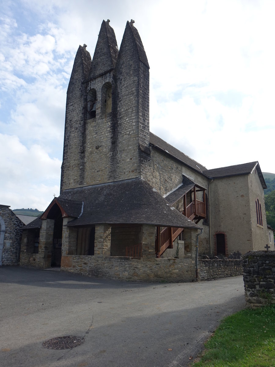 Gotein-Libarrenx, Kirche Saint-Andre, erbaut im 15. Jahrhundert (27.07.2018)