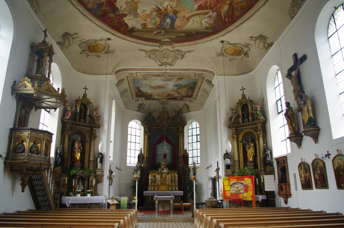 Graben, Altre und Kanzel der St. Ulrich Kirche, erbaut von 1787 bis 1789 (10.07.2011)