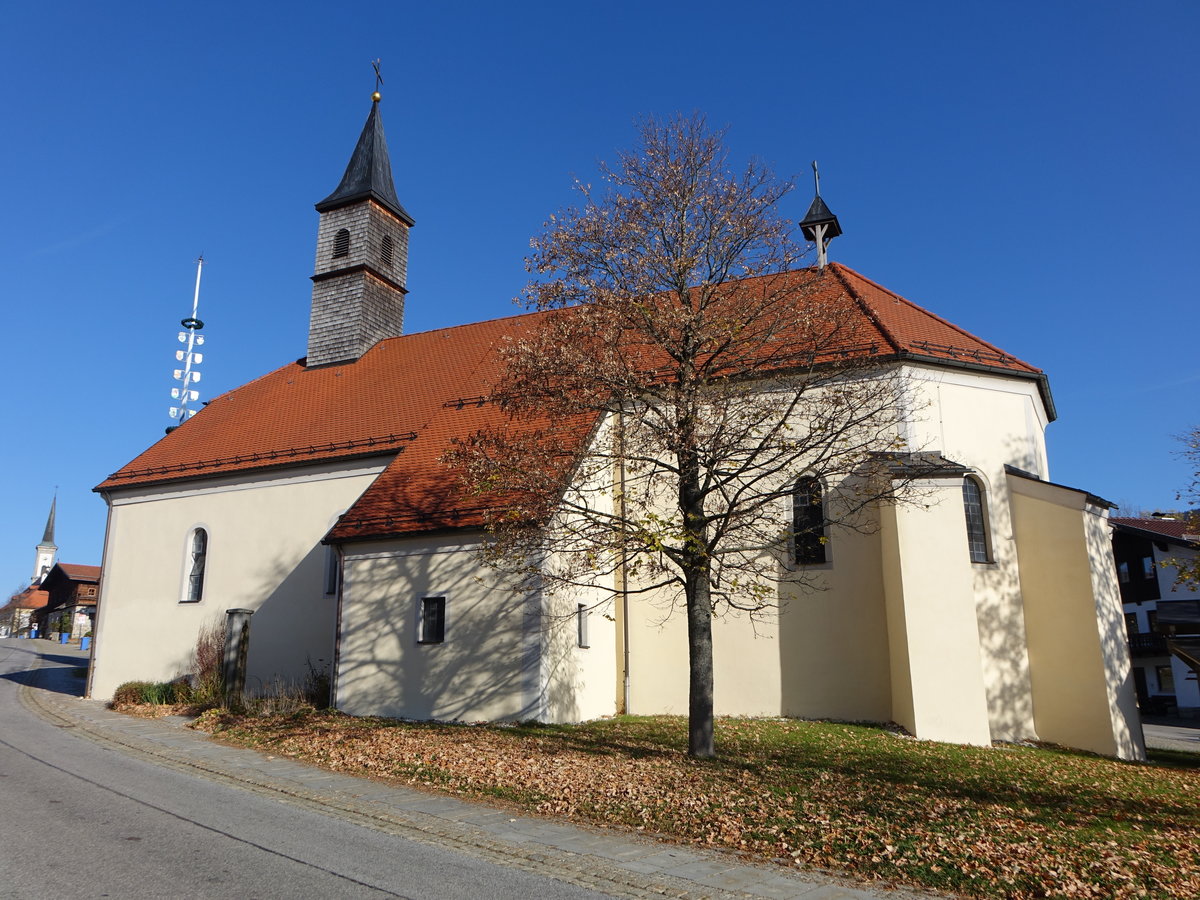 Grainet, alte Pfarrkirche St. Nikolaus, erbaut im 15. Jahrhundert (22.10.2018)