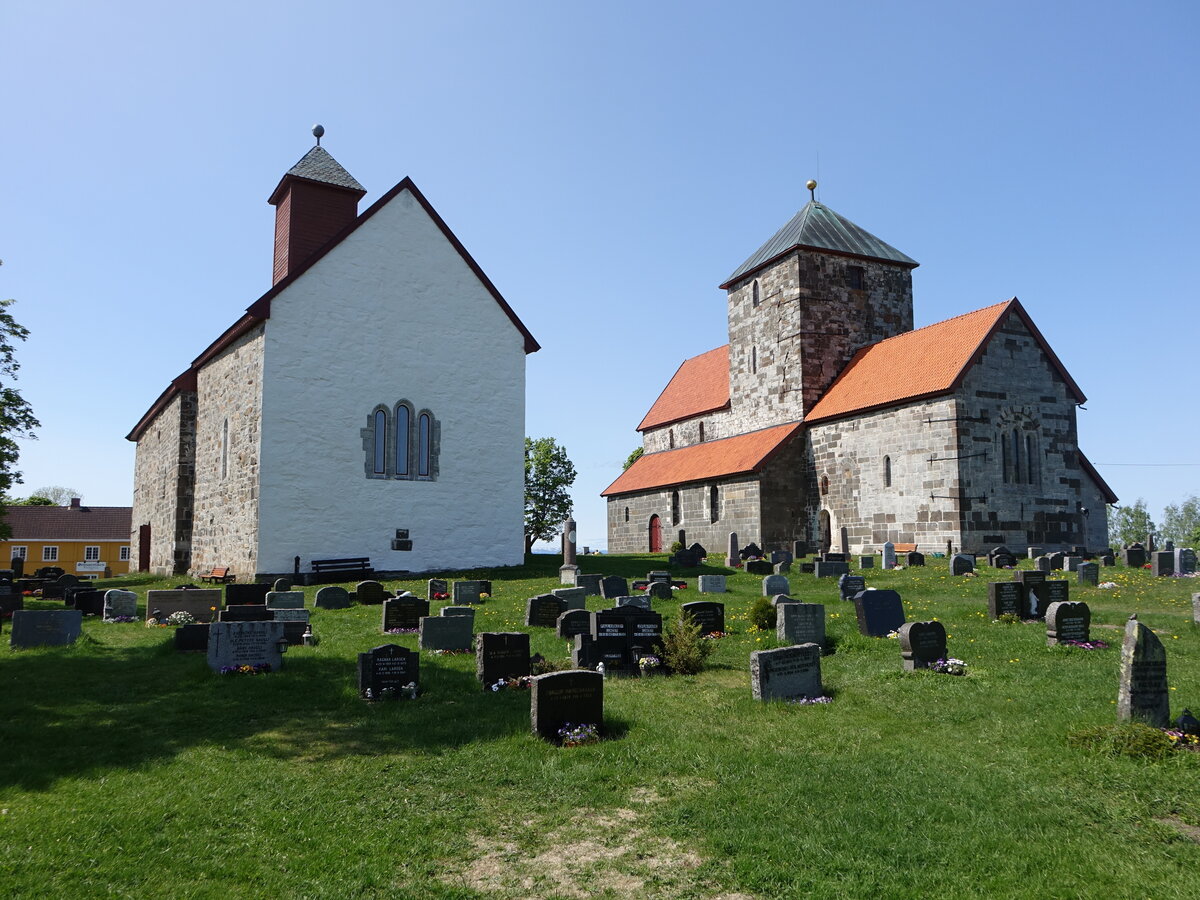 Gran, evangelische Schwesterkirchen St. Maria und St. Nicolai aus dem 12. Jahrhundert (31.05.2023)